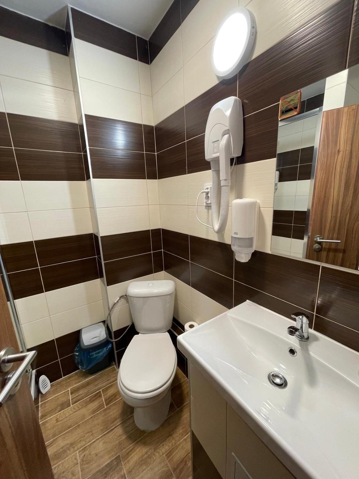 Max Hotel 3*
